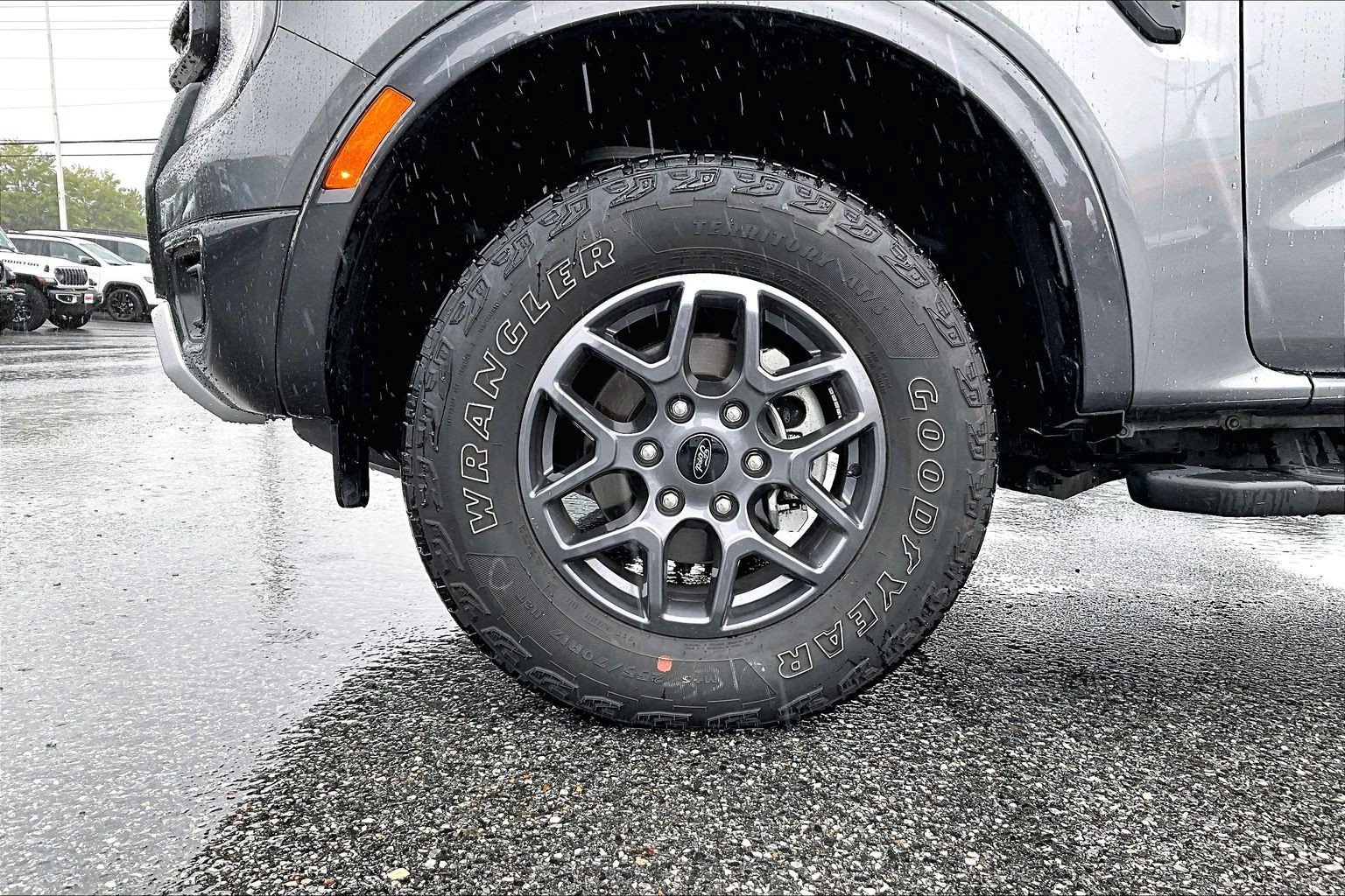 Used 2024 Ford Ranger XLT w/ FX4 Off-Road Package AWD/4WD image 8
