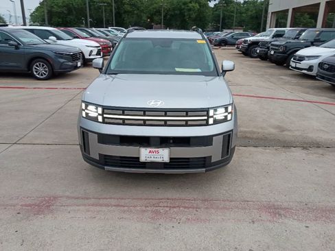 Used 2025 Hyundai Santa Fe SEL FWD image 5