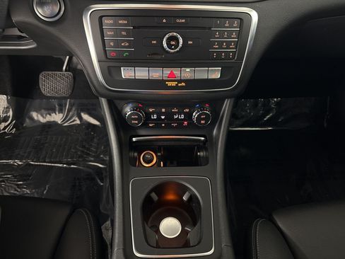 Certified 2019 Mercedes-Benz GLA 250 image 17