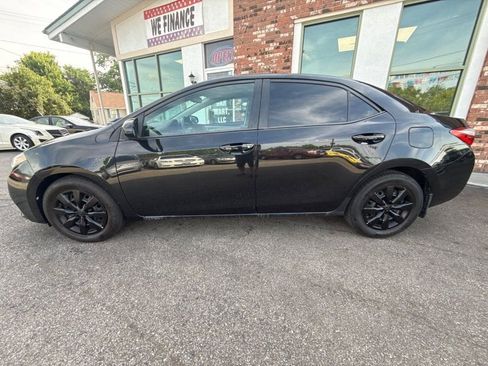 Used 2014 Toyota Corolla LE FWD image 8
