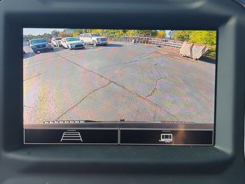 Used 2024 Chevrolet Silverado 1500 Custom image 12