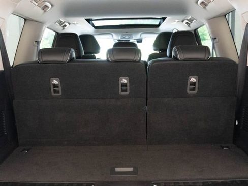 Used 2025 INFINITI QX80 Sensory AWD/4WD image 17
