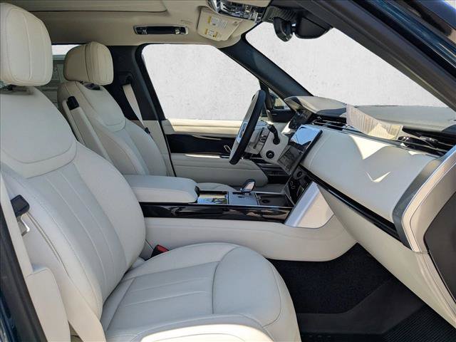 New 2026 Land Rover Range Rover SE AWD/4WD image 17