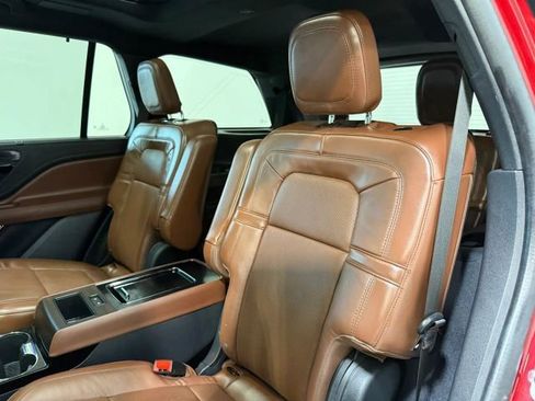 Used 2025 Lincoln Aviator Reserve w/ Equipment Group 201A AWD/4WD image 30