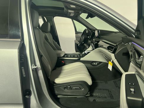 Used 2026 Acura MDX SH-AWD w/ Technology Package image 25