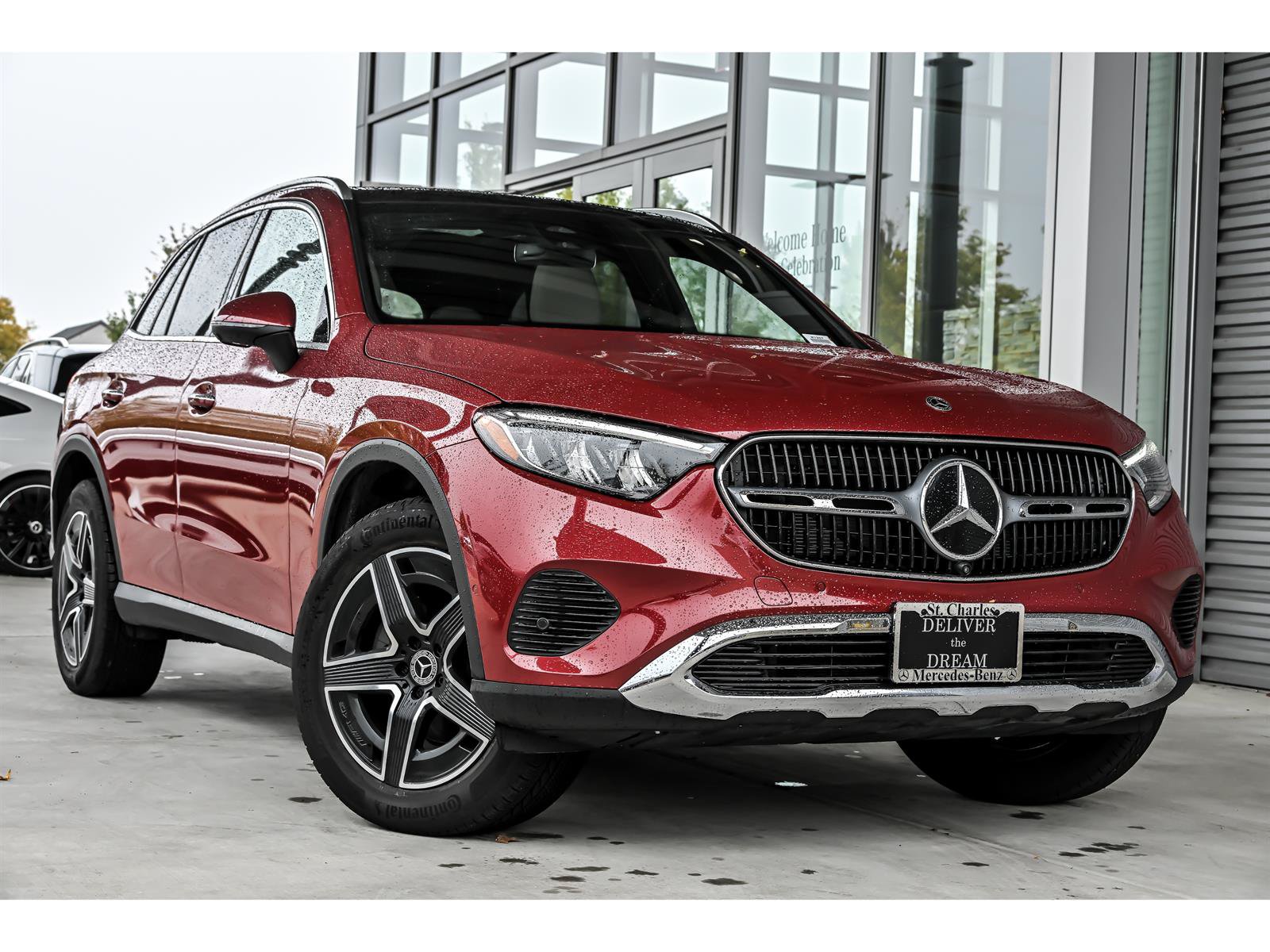 Used 2026 Mercedes-Benz GLC 300 4MATIC image 1