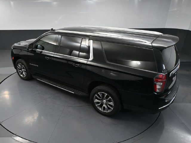 Used 2022 Chevrolet Suburban LT w/ Luxury Package AWD/4WD image 53