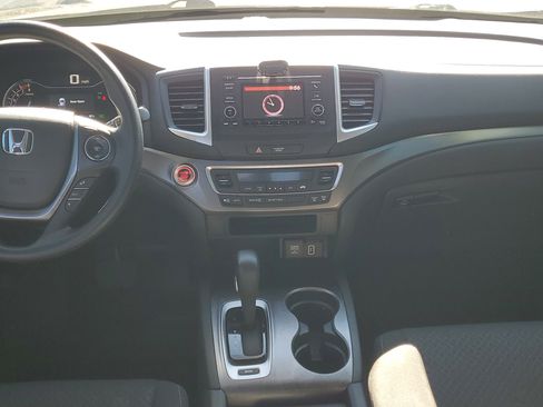 Used 2019 Honda Ridgeline Sport image 14