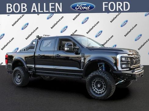 New 2026 Ford F250 Lariat w/ Black Appearance Package AWD/4WD image 2