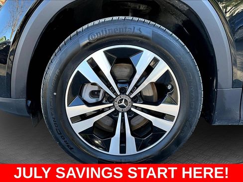 Used 2025 Mercedes-Benz GLB 250 image 41