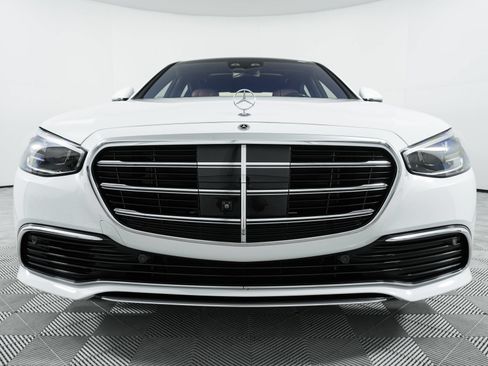 Used 2024 Mercedes-Benz S 580 4MATIC Sedan image 14