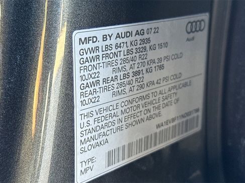 Used 2022 Audi Q8 Premium Plus image 29