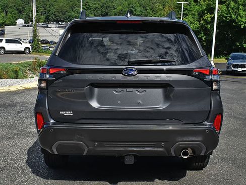 Used 2025 Subaru Forester Limited AWD/4WD image 8