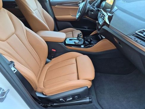Certified 2025 BMW X4 xDrive30i AWD/4WD image 21