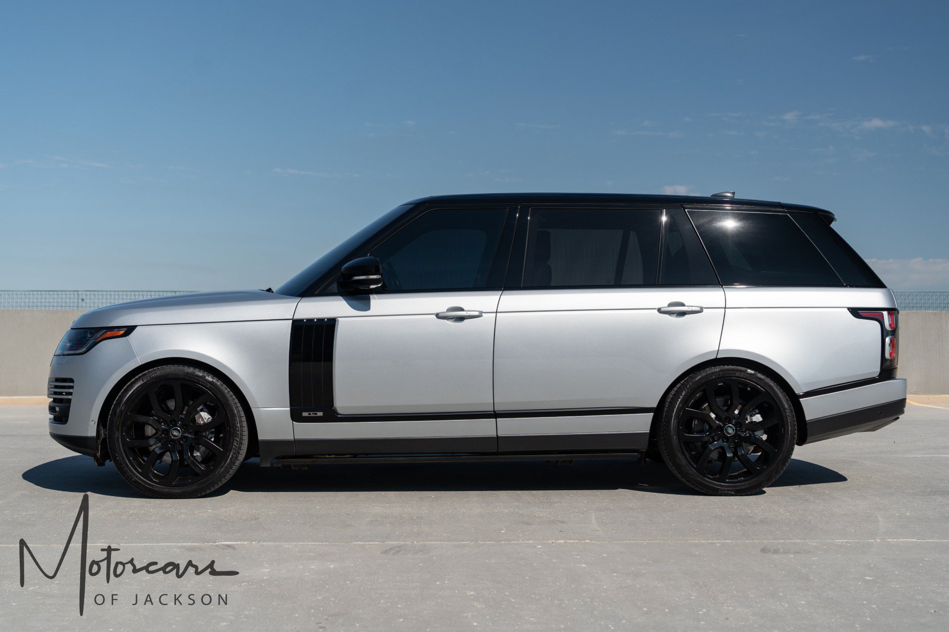 Used 2020 Land Rover Range Rover Long Wheelbase HSE AWD/4WD image 4