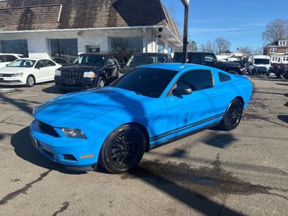 Used 2011 Ford Mustang Premium w/ Comfort Pkg