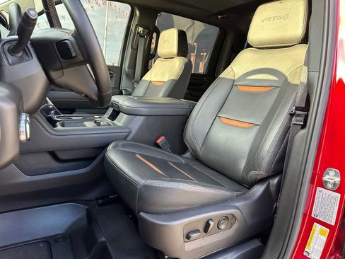 Used 2024 GMC Sierra 2500 AT4 w/ AT4 Premium Plus Package image 22