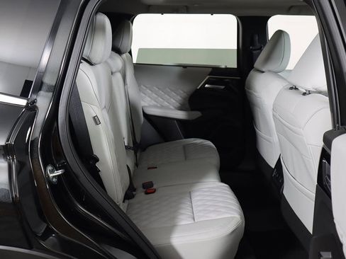 New 2025 Mitsubishi Outlander SEL AWD/4WD image 36