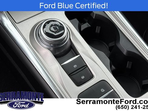 Used 2023 Ford Explorer XLT w/ Equipment Group 202A RWD image 25
