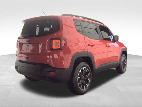 Used 2023 Jeep Renegade Latitude image 7