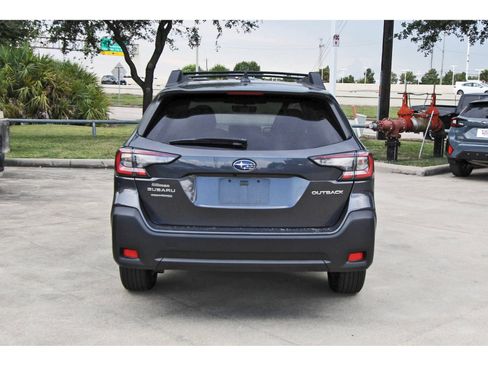 Used 2024 Subaru Outback Premium AWD/4WD image 5