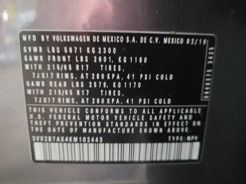 Used 2019 Volkswagen Tiguan S image 33