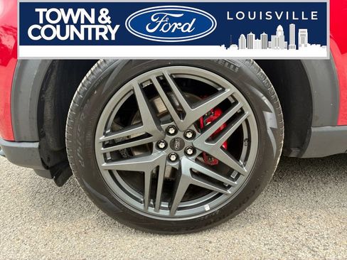 Used 2025 Ford Explorer ST-Line w/ ST-Line Street Pack AWD/4WD image 23