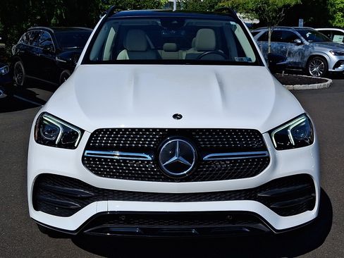 Used 2022 Mercedes-Benz GLE 350 4MATIC image 2