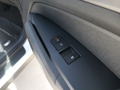 New 2026 Kia Sportage LX image 23