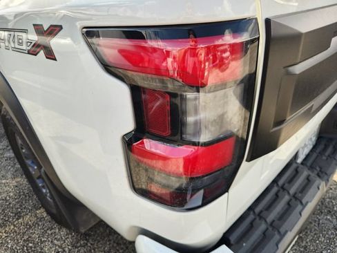 Used 2025 Nissan Frontier Pro-X RWD image 7