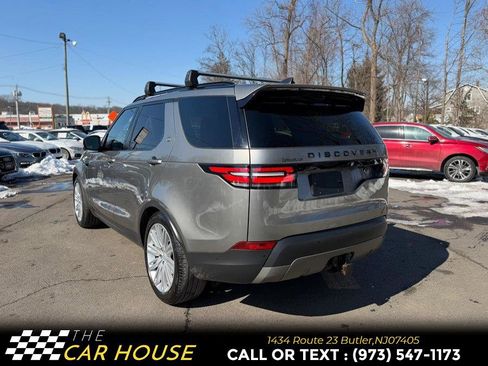 Used 2017 Land Rover Discovery First Edition image 9