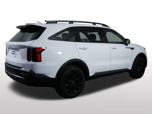 Certified 2023 Kia Sorento S image 10