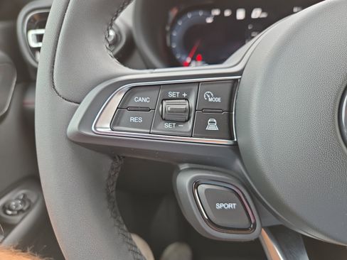 Used 2025 Dodge Hornet GT image 11