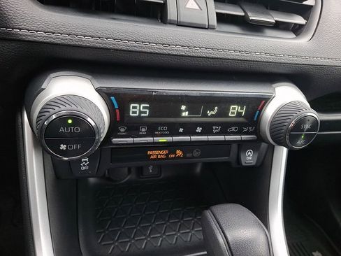 Used 2020 Toyota RAV4 XLE w/ All Weather Liner Package image 16