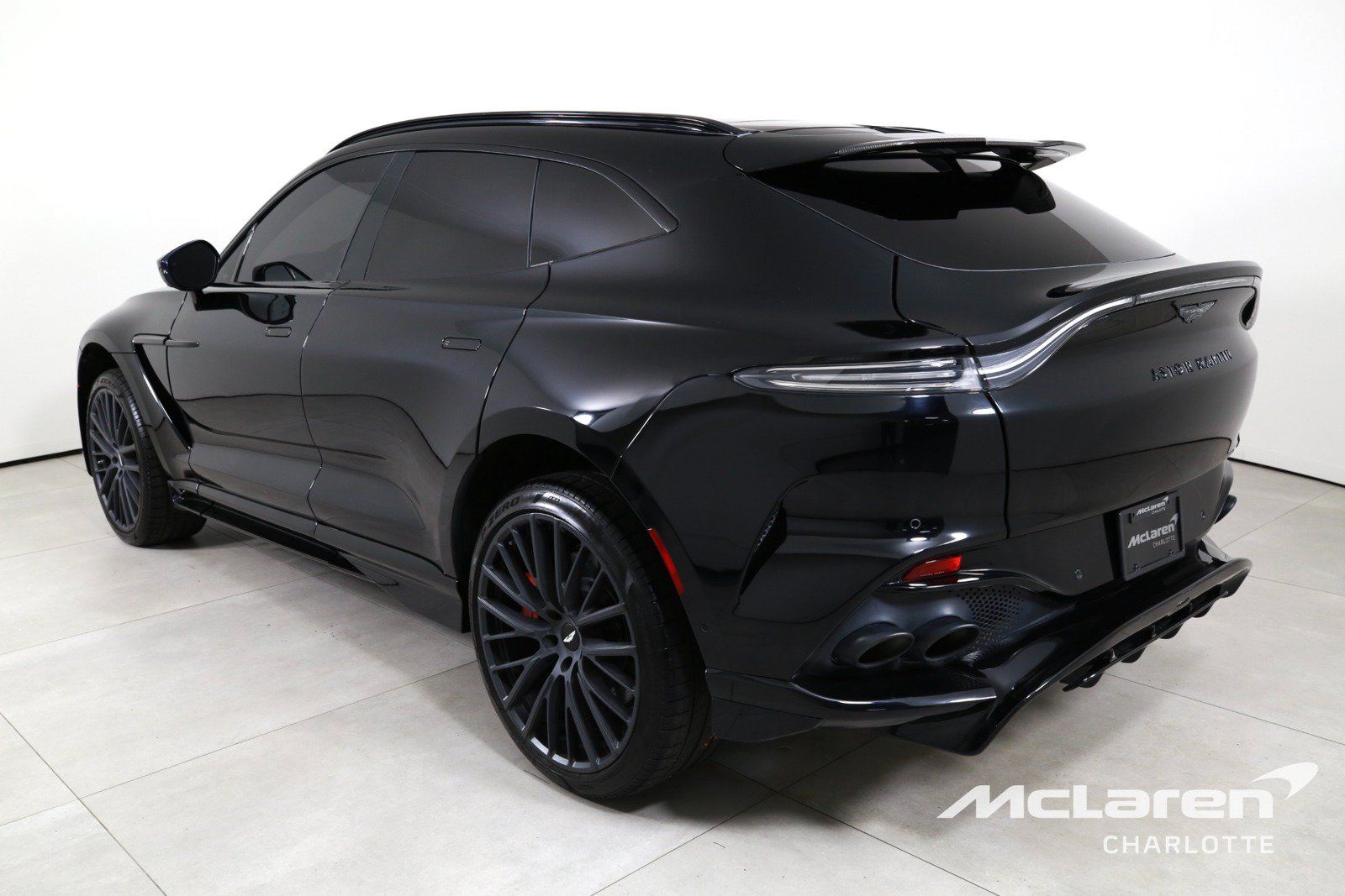 Used 2023 Aston Martin DBX 707 AWD/4WD image 6