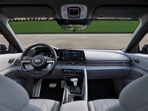 New 2025 Hyundai Elantra Sport image 11