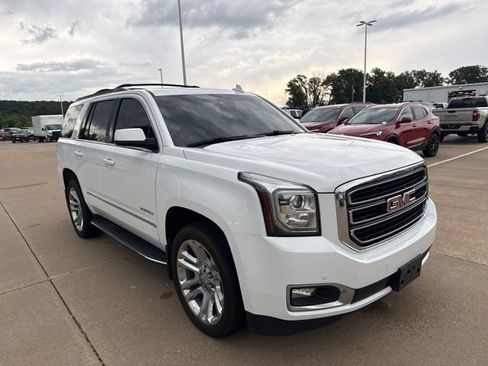 Used 2018 GMC Yukon SLT w/ Premium Edition AWD/4WD image 1