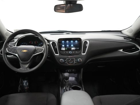 Used 2022 Chevrolet Malibu LS FWD image 13
