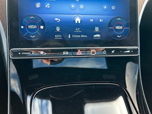 Used 2024 Mercedes-Benz C 300 4MATIC Sedan image 14