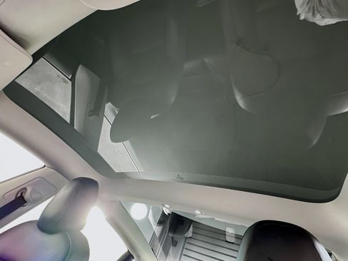 Used 2022 Tesla Model 3 Long Range image 24