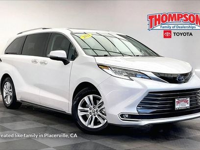 Used 2022 Toyota Sienna Limited