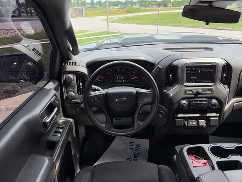 Used 2024 Chevrolet Silverado 1500 Custom Trail Boss w/ Dark Appearance Package AWD/4WD image 42