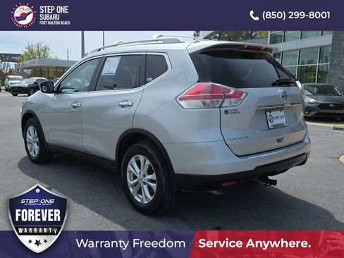 Used 2016 Nissan Rogue SV image 6
