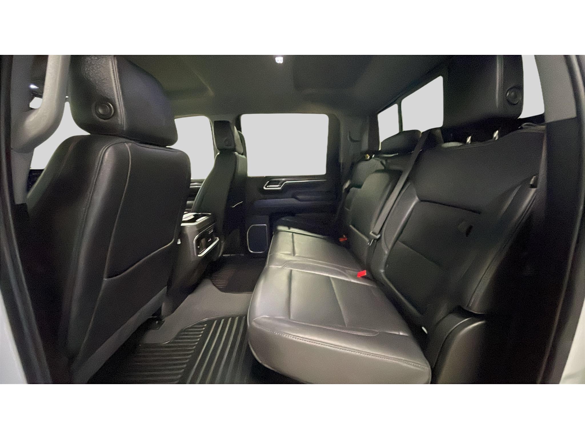 Used 2024 Chevrolet Silverado 2500 LTZ w/ LTZ Convenience Package AWD/4WD image 15