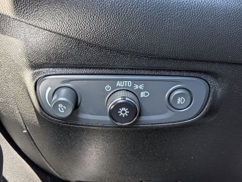 Used 2020 Chevrolet Equinox LT AWD/4WD image 25