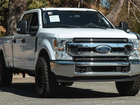 Used 2022 Ford F250 XL w/ STX Appearance Package image 8