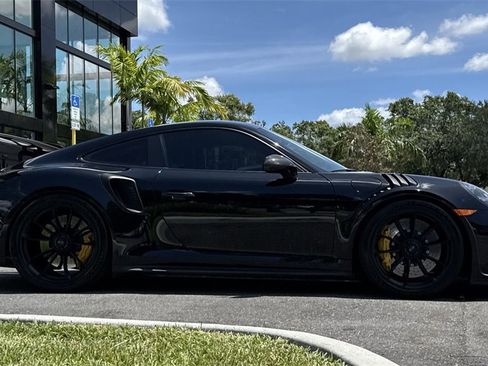 Used 2019 Porsche 911 GT3 RS image 24