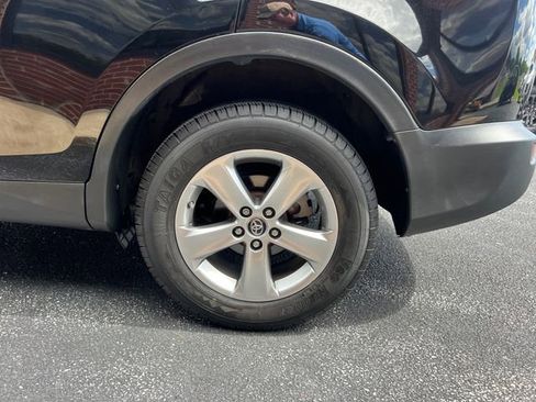 Used 2015 Toyota RAV4 XLE AWD/4WD image 24