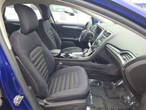 Used 2014 Ford Fusion SE FWD image 28