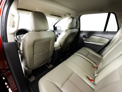 Used 2014 Ford Edge SEL w/ Equipment Group 205A AWD/4WD image 15